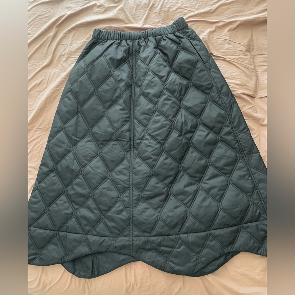 Ganni ripstop wavy hem quilted skirt NWT